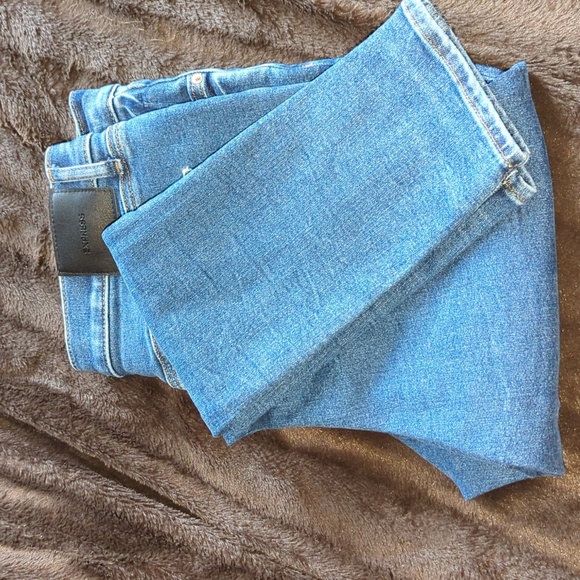 Express Skinny Distressed Mid Rise 14R - Picture 5 of 5